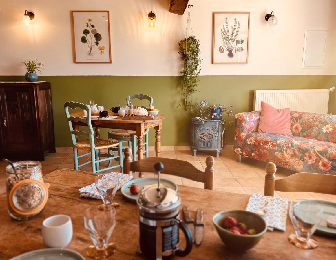 Saint-Frajou Le Repaire De La Reveuse B&B 외부 사진