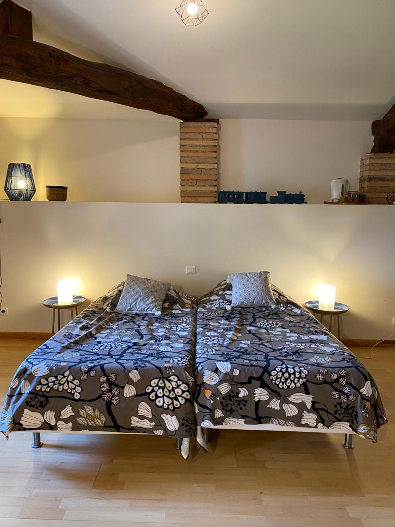 Saint-Frajou Le Repaire De La Reveuse B&B 객실 사진
